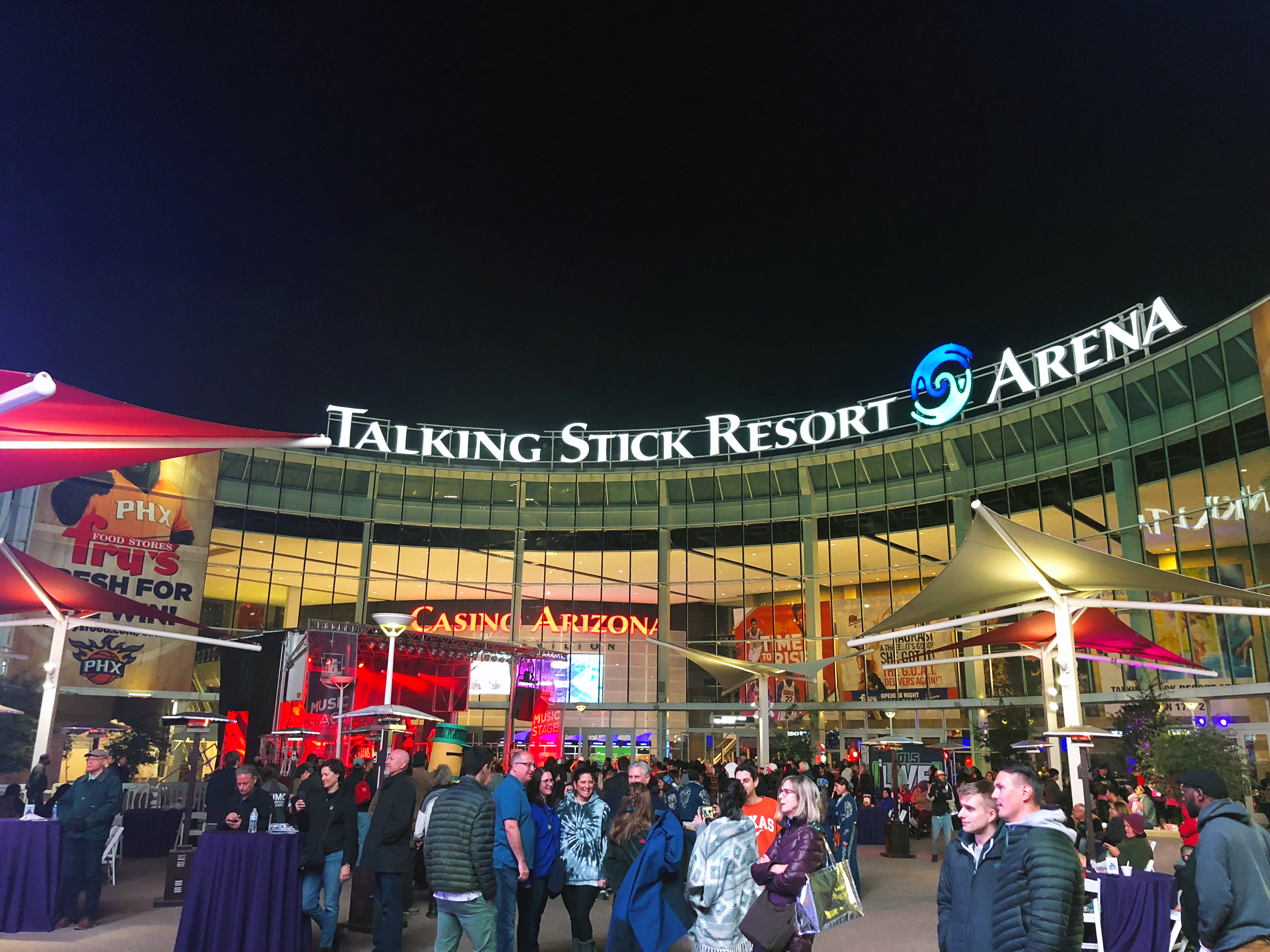 How Far is the Walking Stick Resort from Downtown Phoenix 
