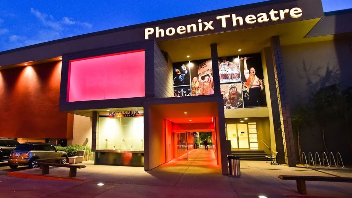 (Photo: Phoenix Theatre)